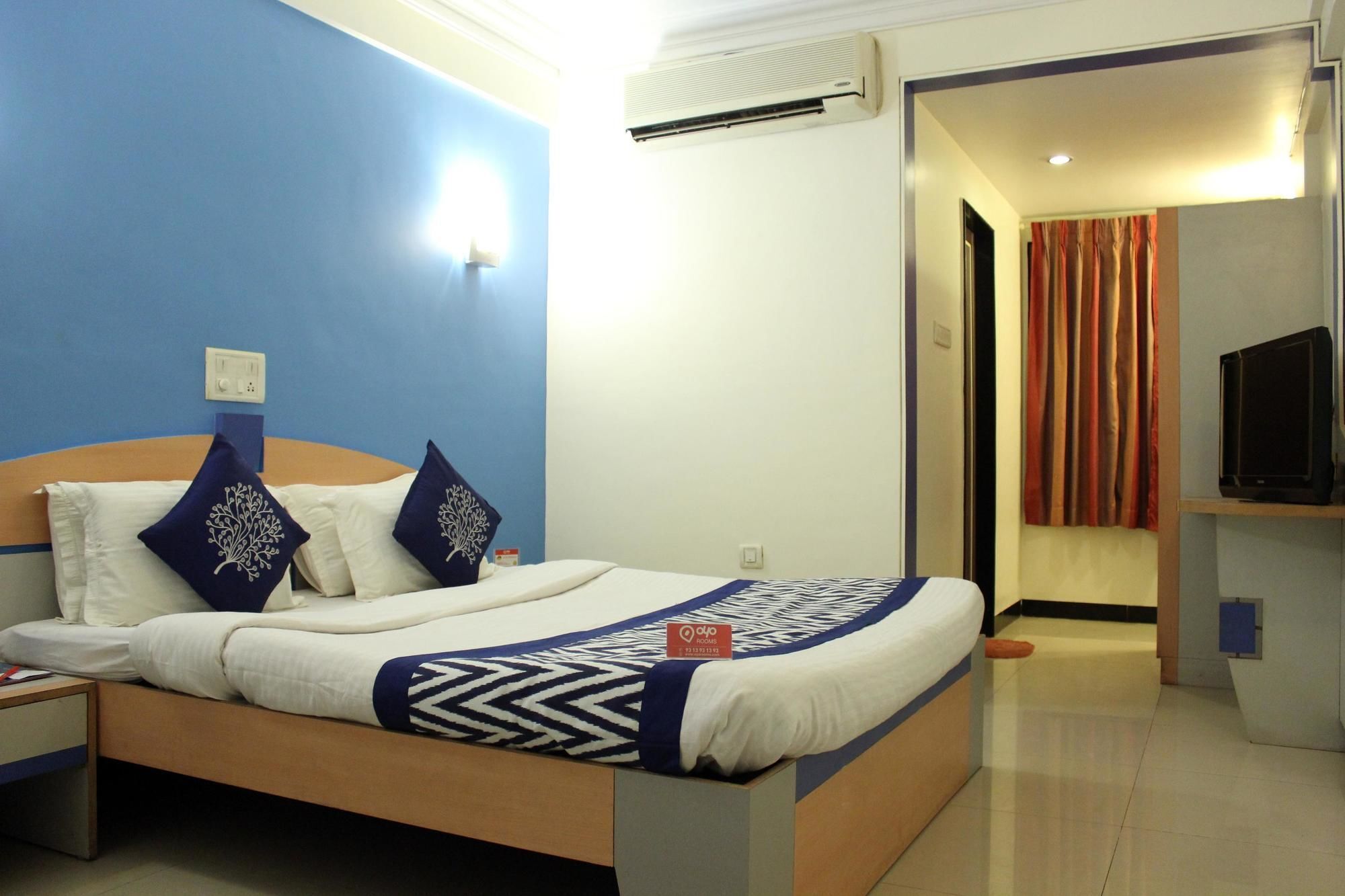 Oyo Rooms Hubballi Exteriör bild