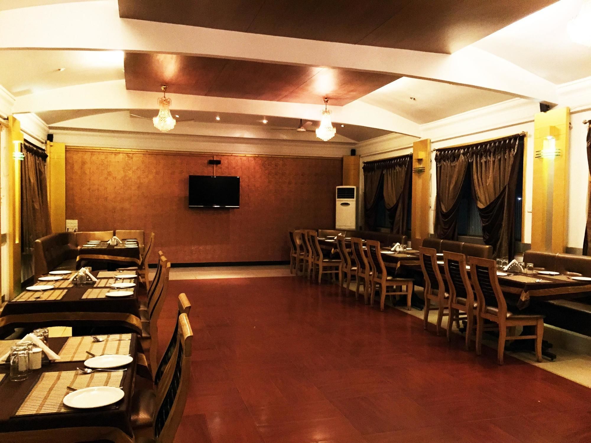 Oyo Rooms Hubballi Exteriör bild