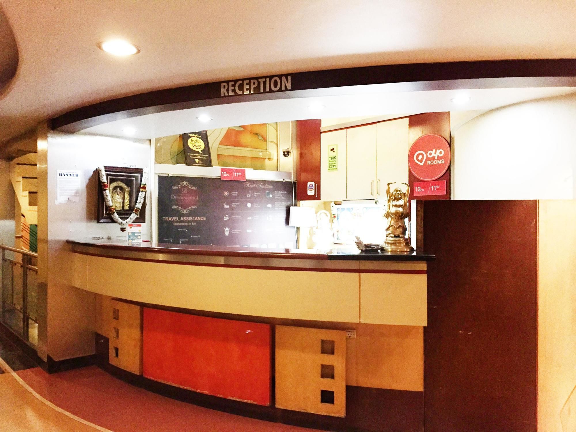 Oyo Rooms Hubballi Exteriör bild
